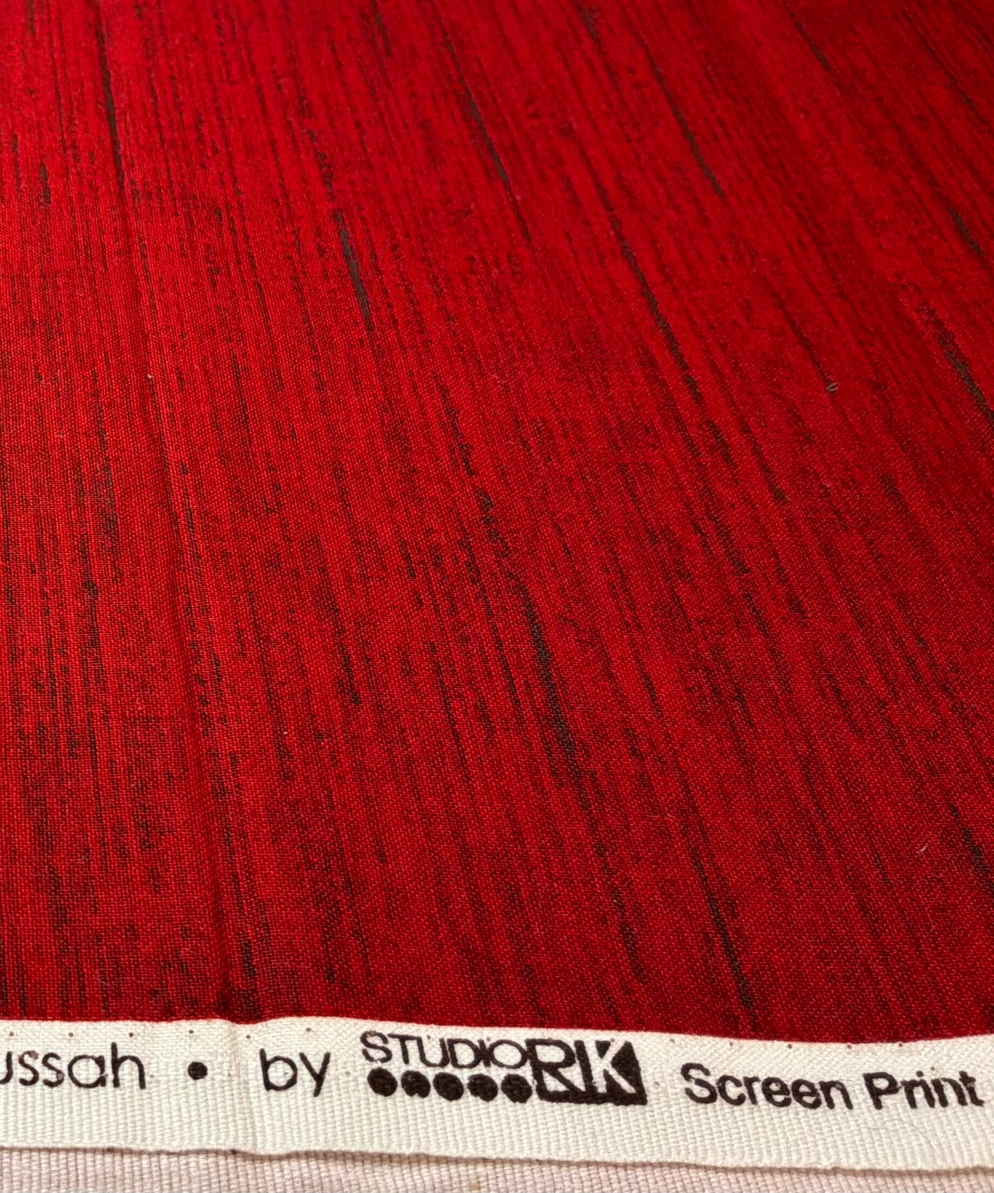 Robert Kaufman Quilters Tussah Red