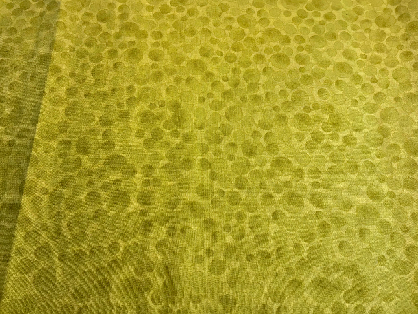 Lewis & Irene – Threaded With Love: Bumbleberries (Fresh Green)
