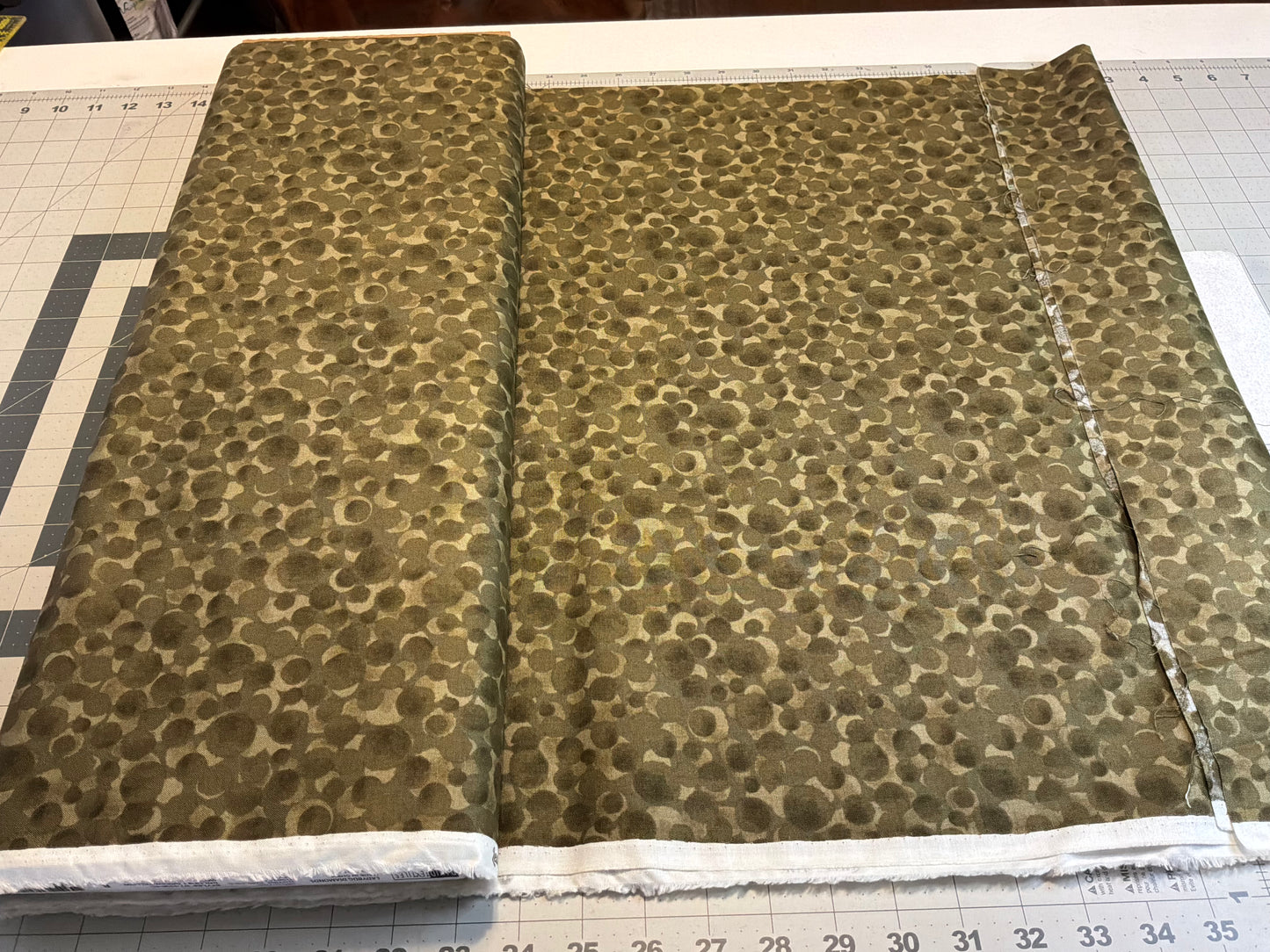 Lewis & Irene – Threaded With Love: Bumbleberries (Olive Moss)