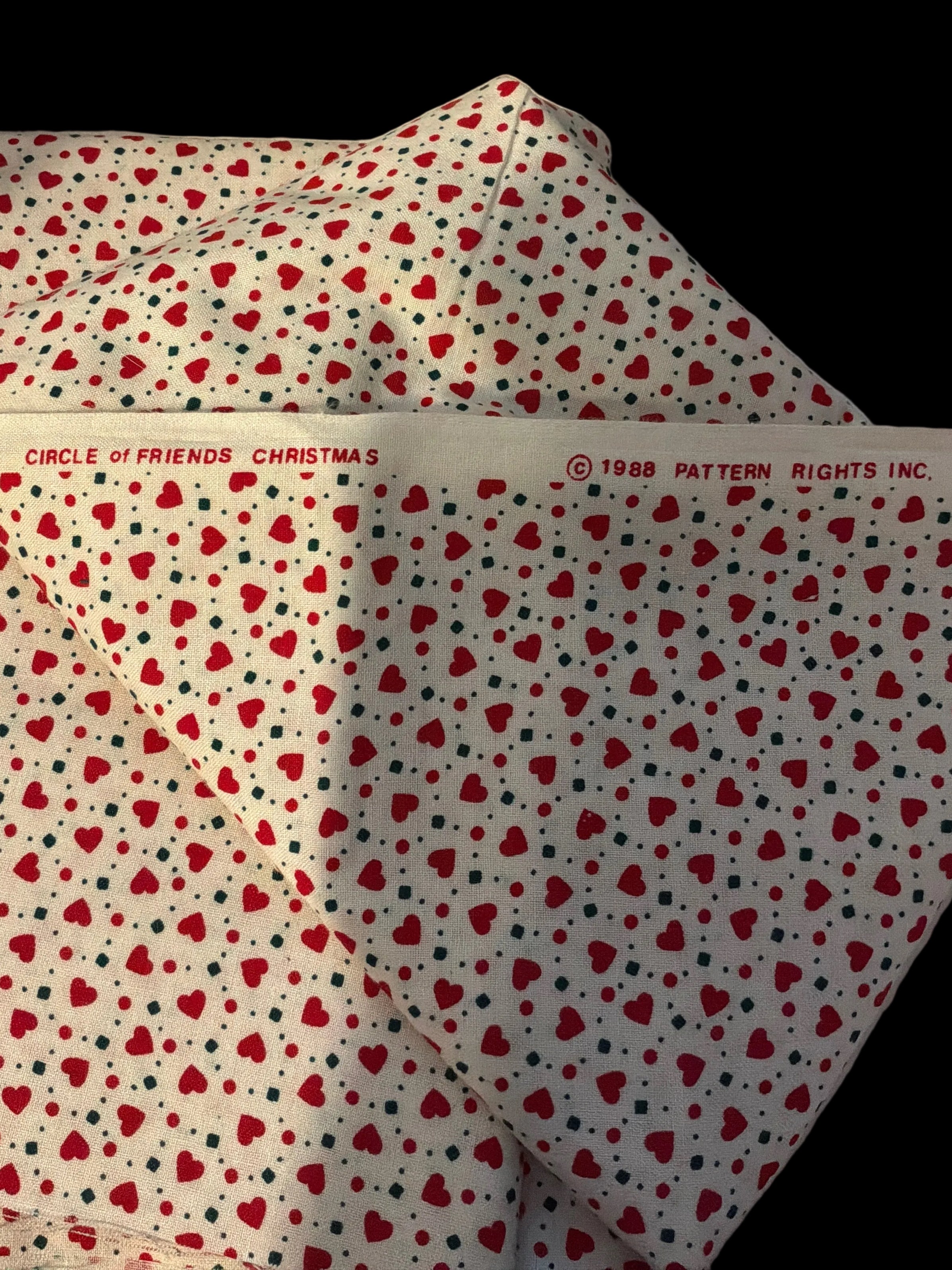 Vintage Circle of Friends -3/4 yard End of Bolt