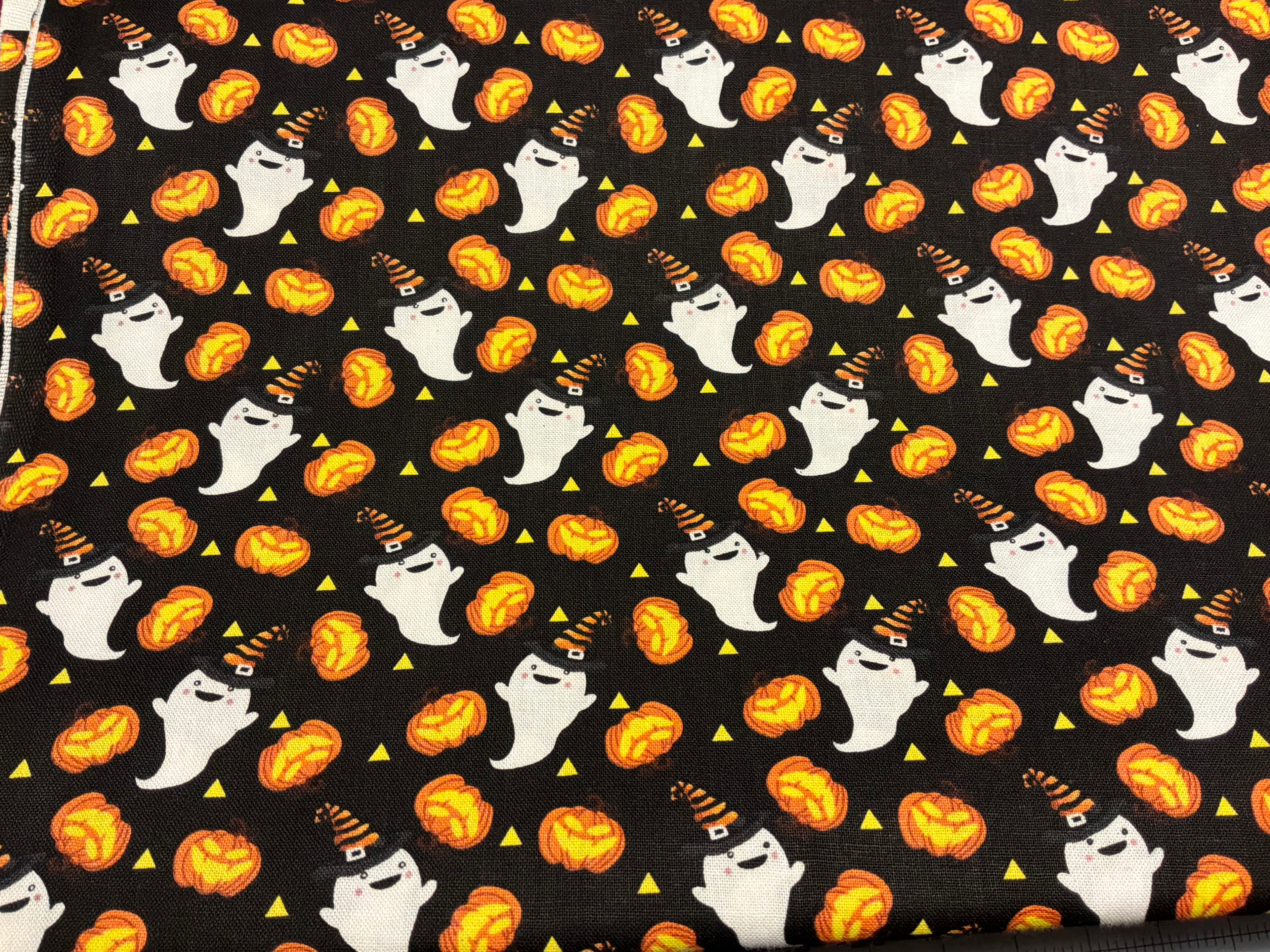 MDG Ghostly Pumpkin Patch Black