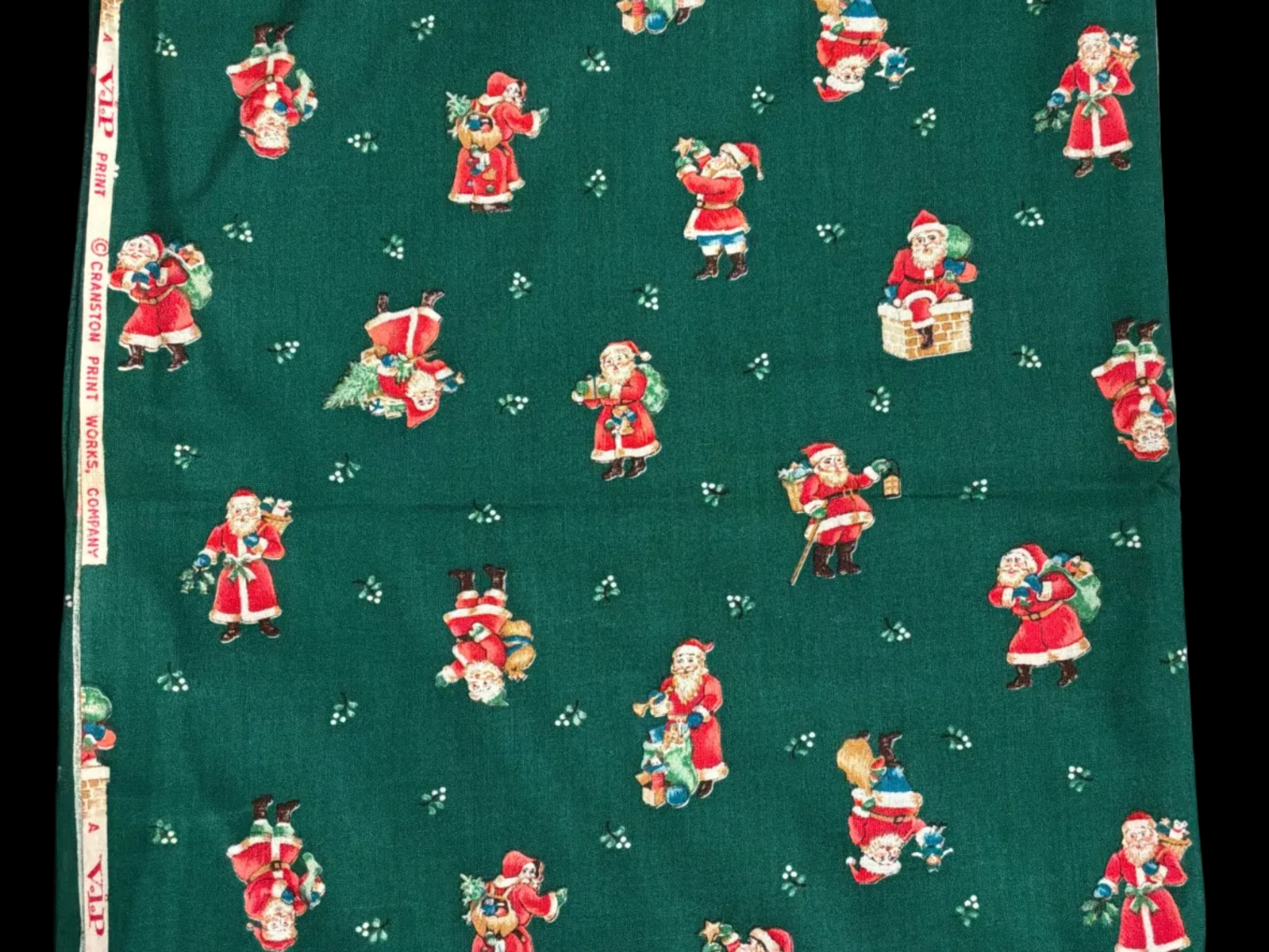 Vintage Cranston Christmas Santa on green Fabric 3/4 yards cuts — End of Bolt