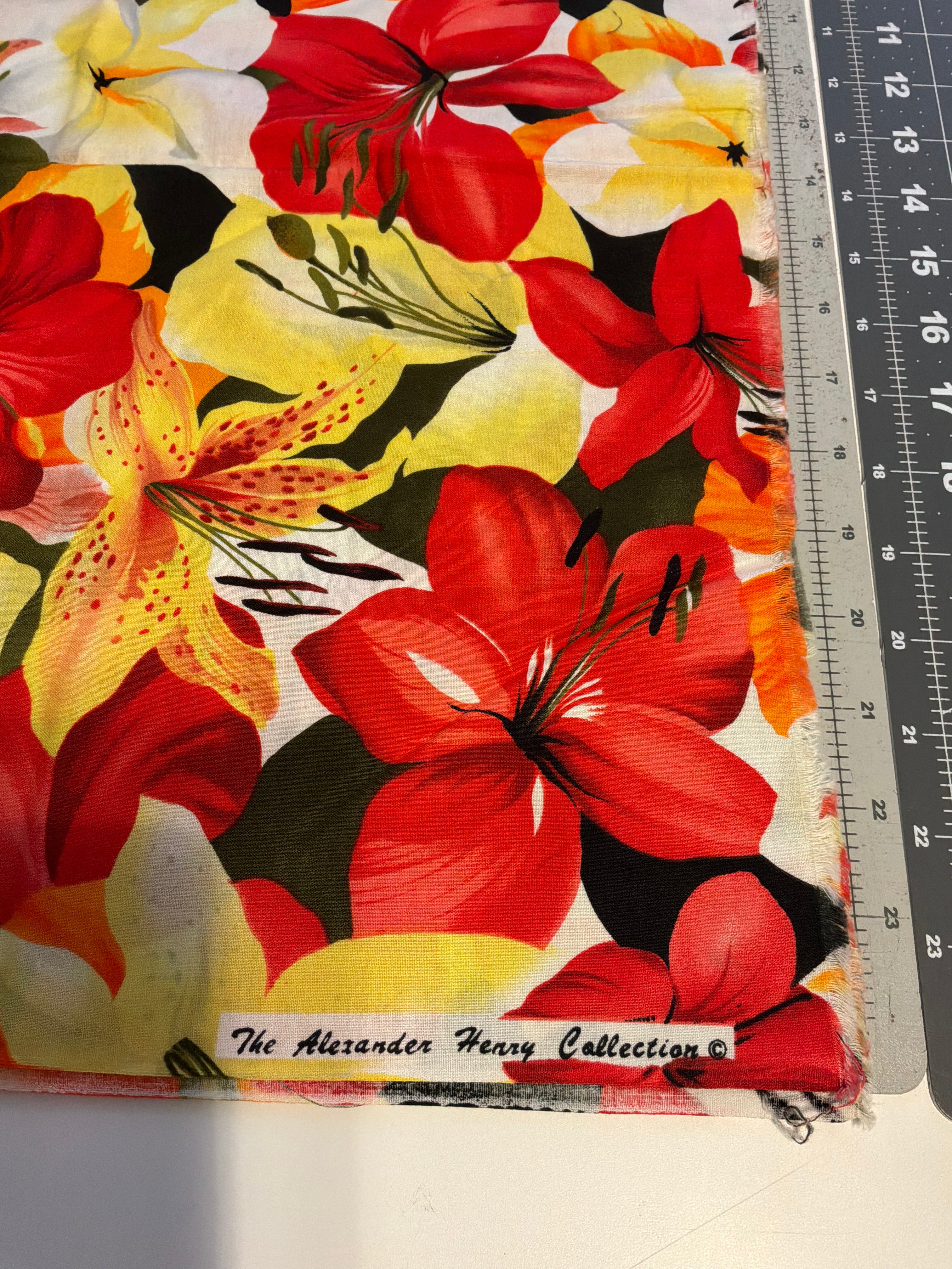 Alexander Henry tropical Hawaiian Print Scant 1 yard cut