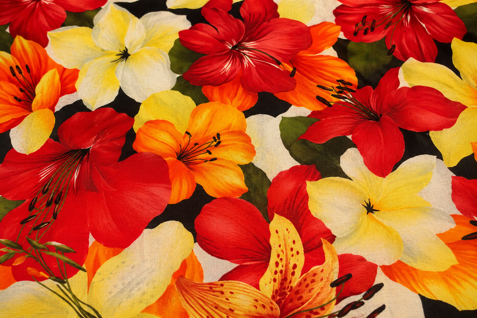 Alexander Henry tropical Hawaiian Print Scant 1 yard cut