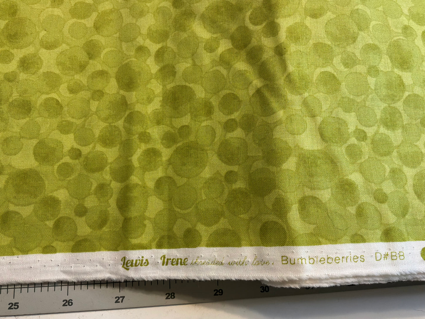Lewis & Irene – Threaded With Love: Bumbleberries (Fresh Green)