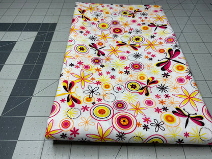 Modern Blossom – Pattern 7648
Grafiq Trafiq for Blue Hill Fabrics- Single Yard Cut