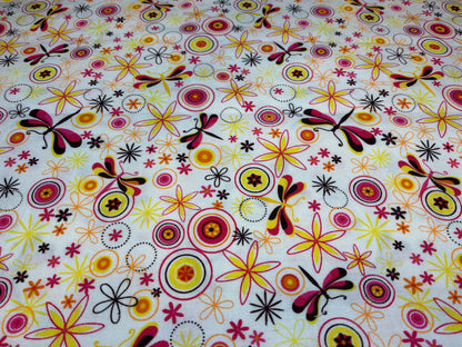 Modern Blossom – Pattern 7648
Grafiq Trafiq for Blue Hill Fabrics- Single Yard Cut